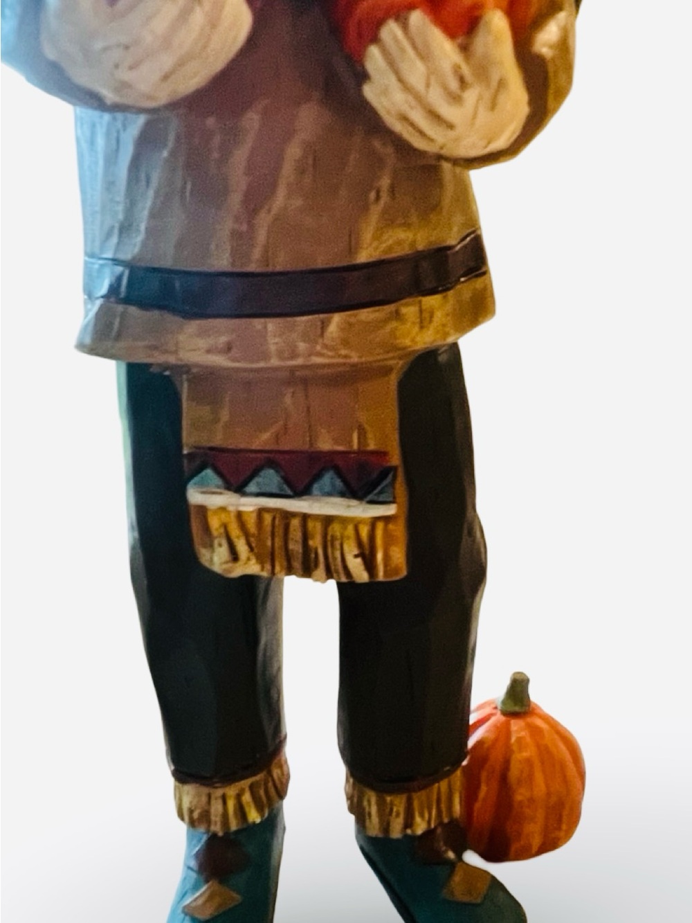 Resin Native American Figure Pair Thanksgiving Fall Decor - Picture 4 of 10